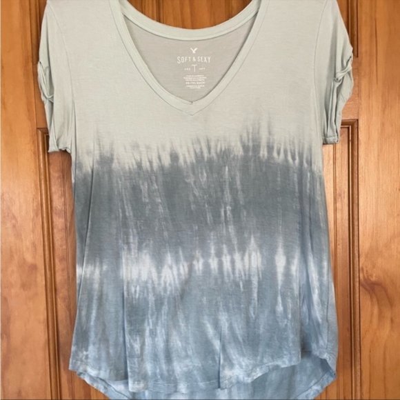 AE Soft and Sexy Oversized Flowy Blue Tie Dye Short Sleeve V Neck Low Cut Shirt - Picture 3 of 9